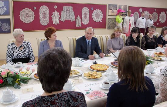 Vladimir Putin visits Northwestern Federal District