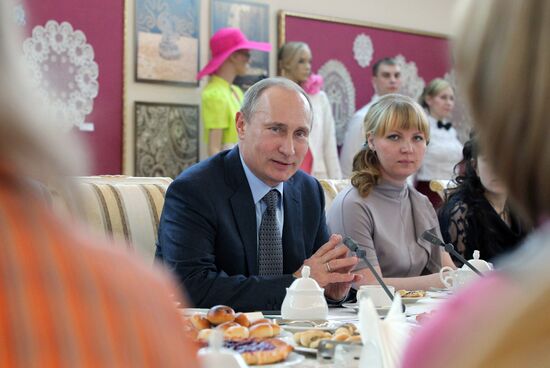 Vladimir Putin visits Northwestern Federal District