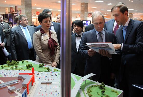 Vladimir Putin visits Northwestern Federal District