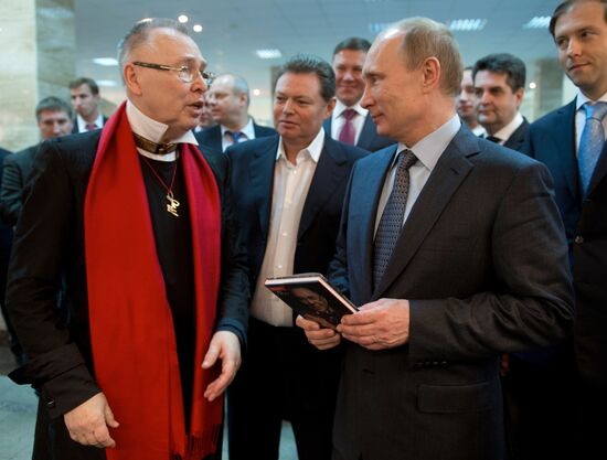 Vladimir Putin visits Northwestern Federal District
