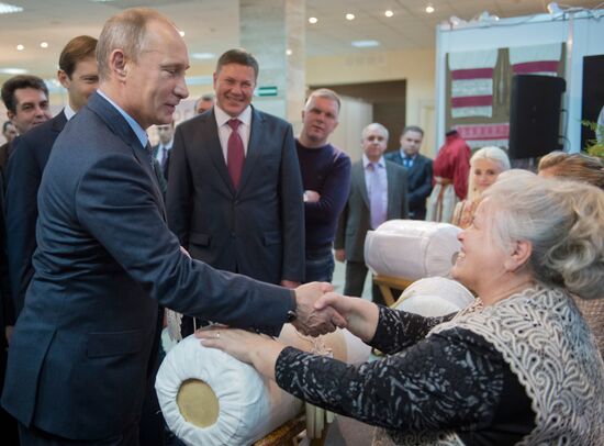 Vladimir Putin visits Northwestern Federal District