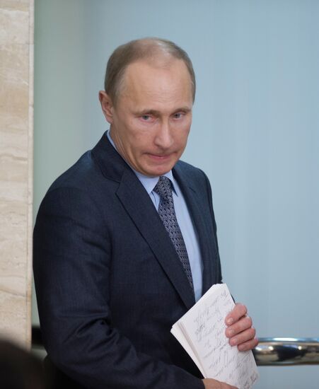 Vladimir Putin visits Northwestern Federal District