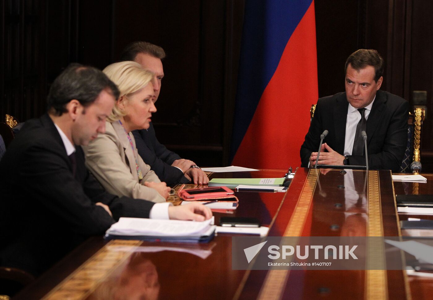 Dmitry Medvedev meets with his deputies