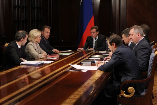 Dmitry Medvedev meets with his deputies