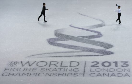 World Figure Skating Championships. Training sessions