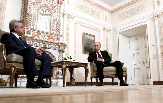 Vladimir Putin meets with Serge Sargsyan in Novo-Ogaryovo