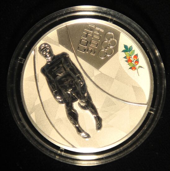 Presentation of Sochi 2014 commemorative bill