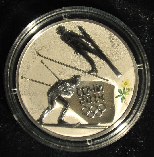 Presentation of Sochi 2014 commemorative bill