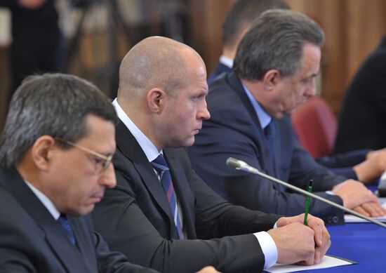 Putin, Sobyanin visit Sambo-70 training center