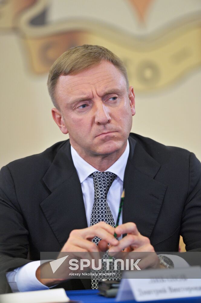 Putin, Sobyanin visit Sambo-70 training center