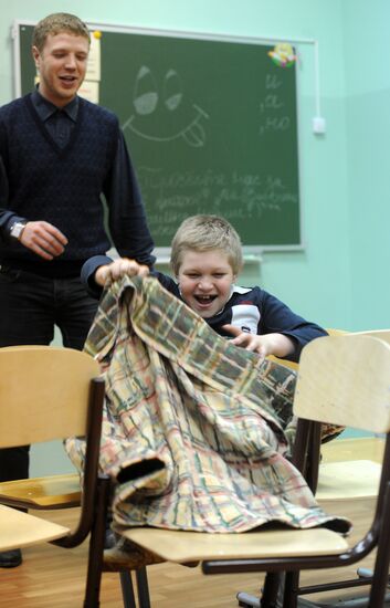 Theater.Doc at literature lesson at school