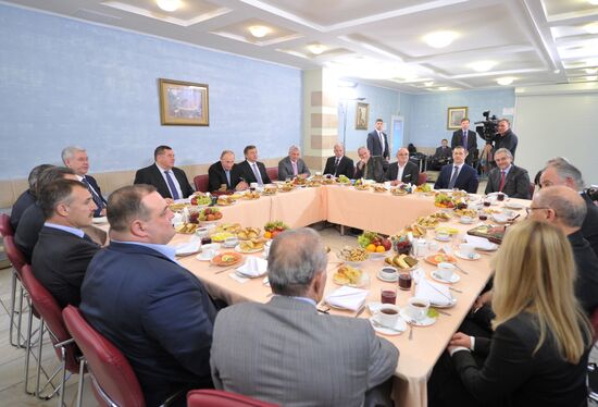 Putin, Sobyanin visit Sambo-70 training center