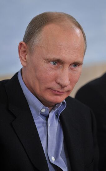 Putin, Sobyanin visit Sambo-70 training center