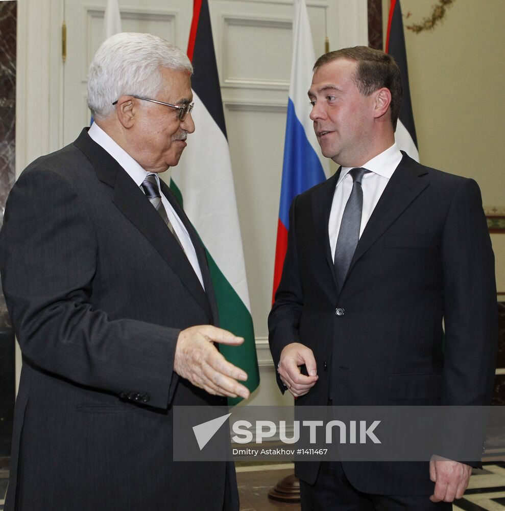 Dmitry Medvedev meets with Mahmoud Abbas