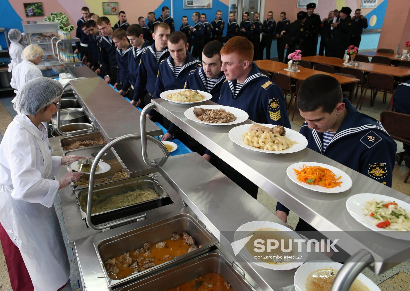 Buffet-style meals introduced in Russian army