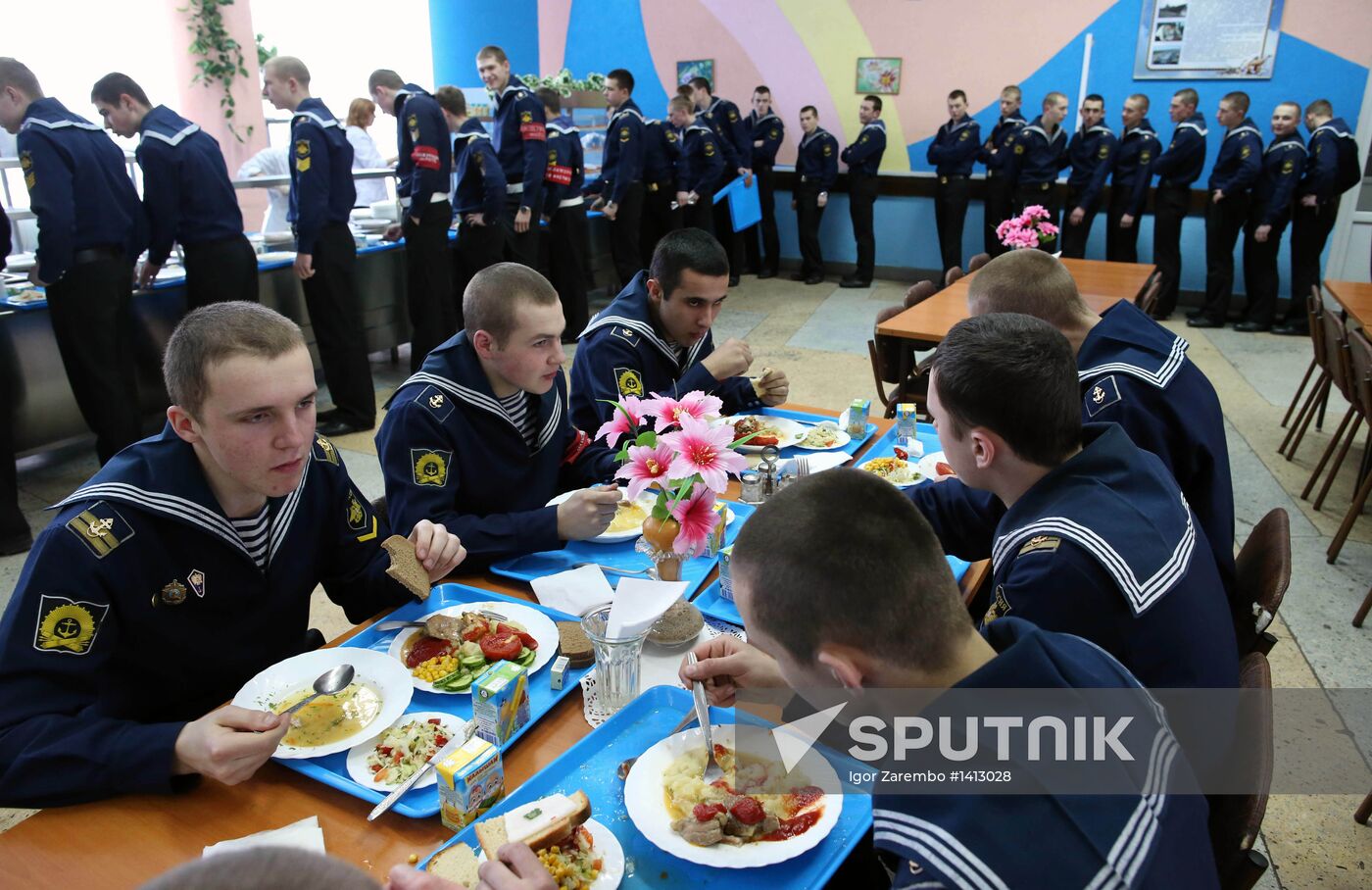 Buffet-style meals introduced in Russian army