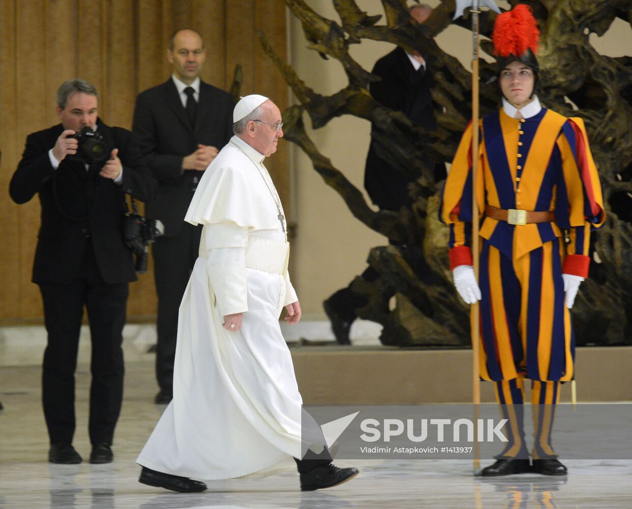 Pope Francis meets with journalists