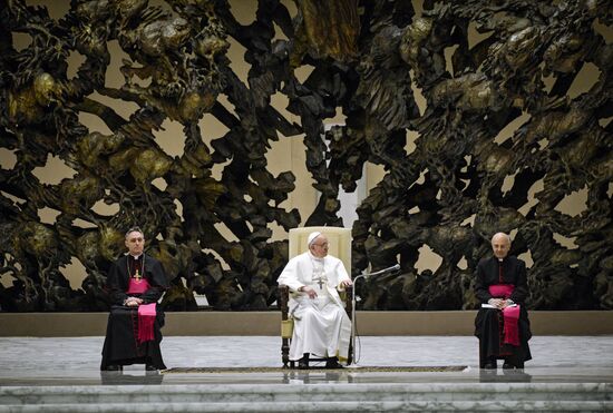 Pope Francis meets with journalists