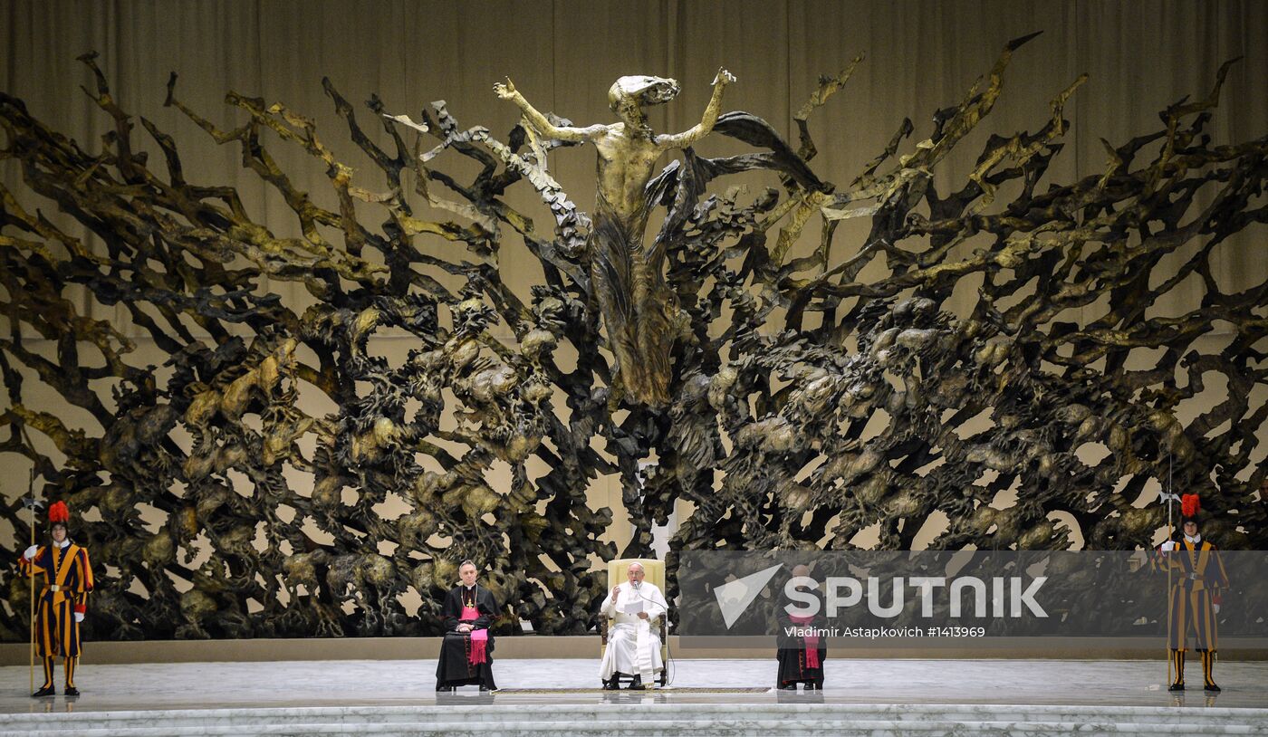 Pope Francis meets with journalists