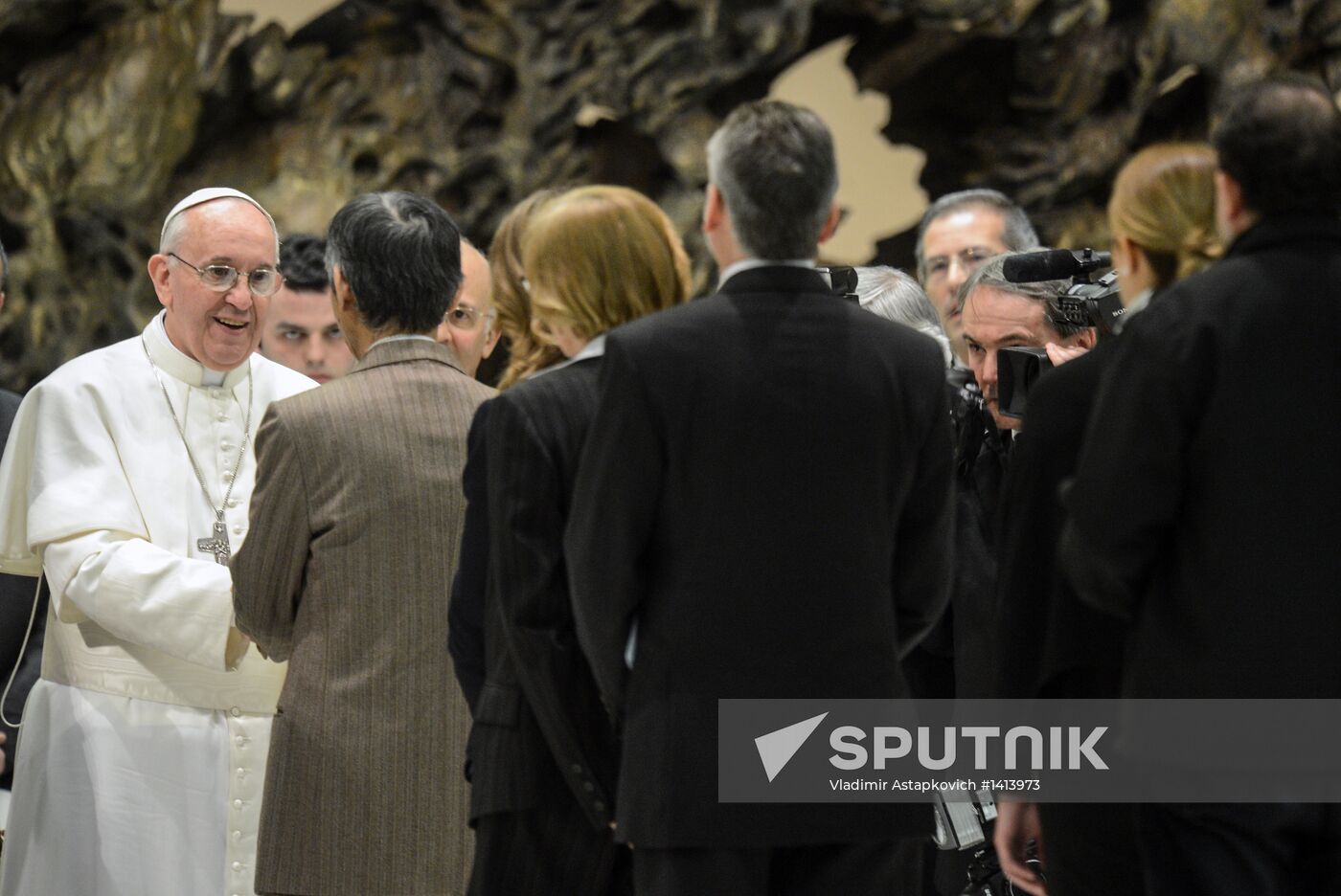 Pope Francis meets with journalists