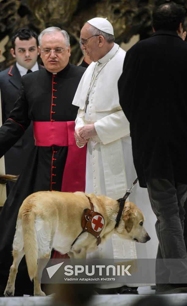 Pope Francis meets with journalists