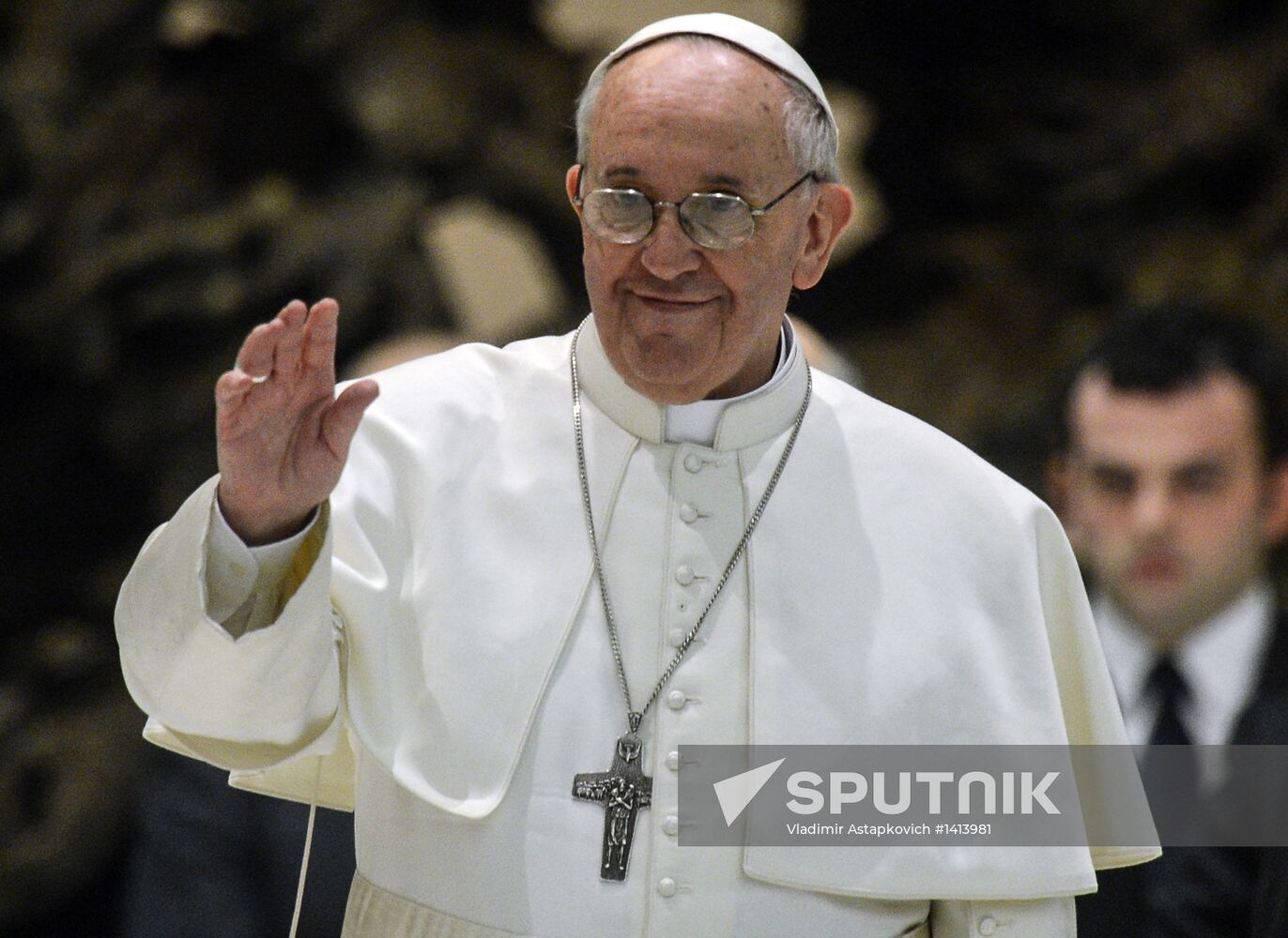 Pope Francis meets with journalists