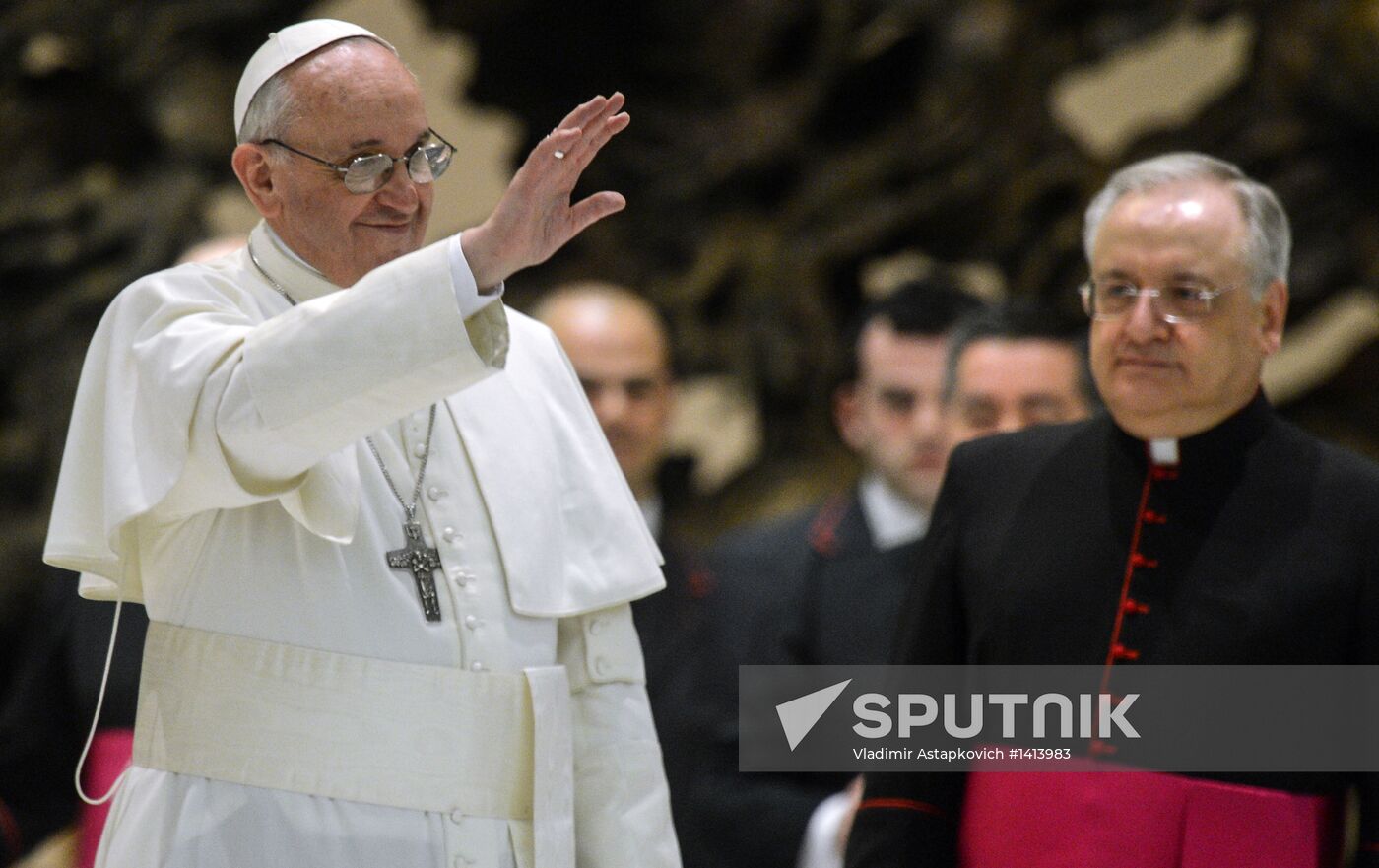Pope Francis meets with journalists