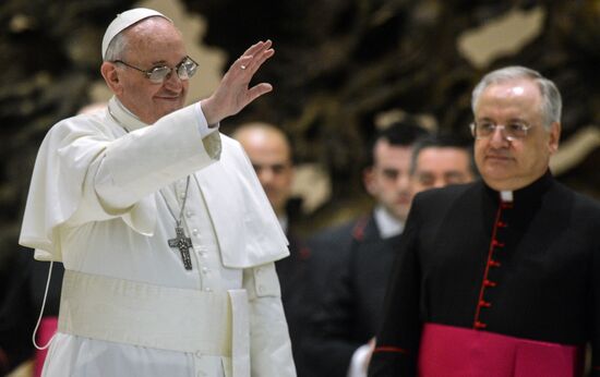 Pope Francis meets with journalists