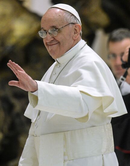 Pope Francis meets with journalists