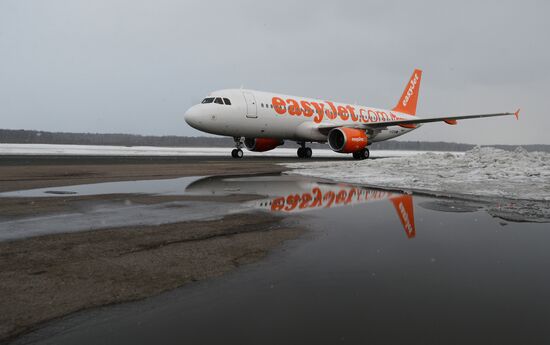 EasyJet flights start