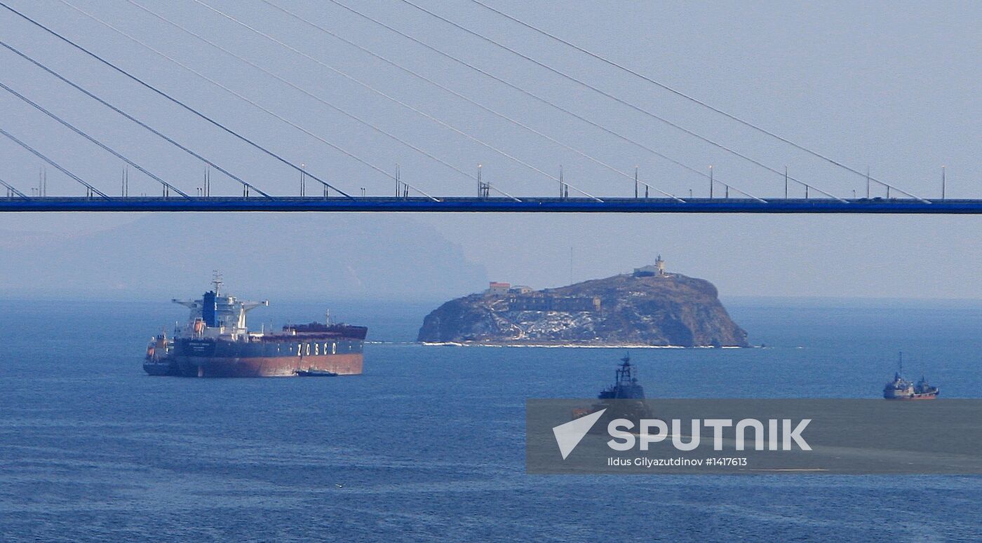 Pacific Fleet ships leave Vladivostok for combat service