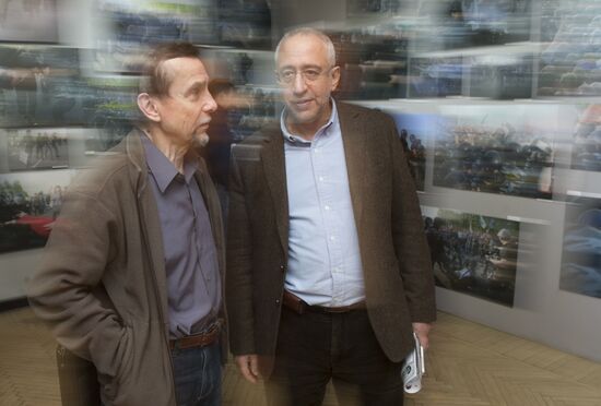 Photo show devoted to events on Bolotnaya Square opens in Moscow