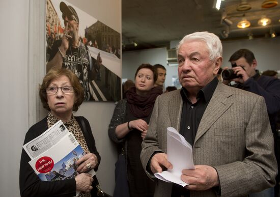 Photo show devoted to events on Bolotnaya Square opens in Moscow