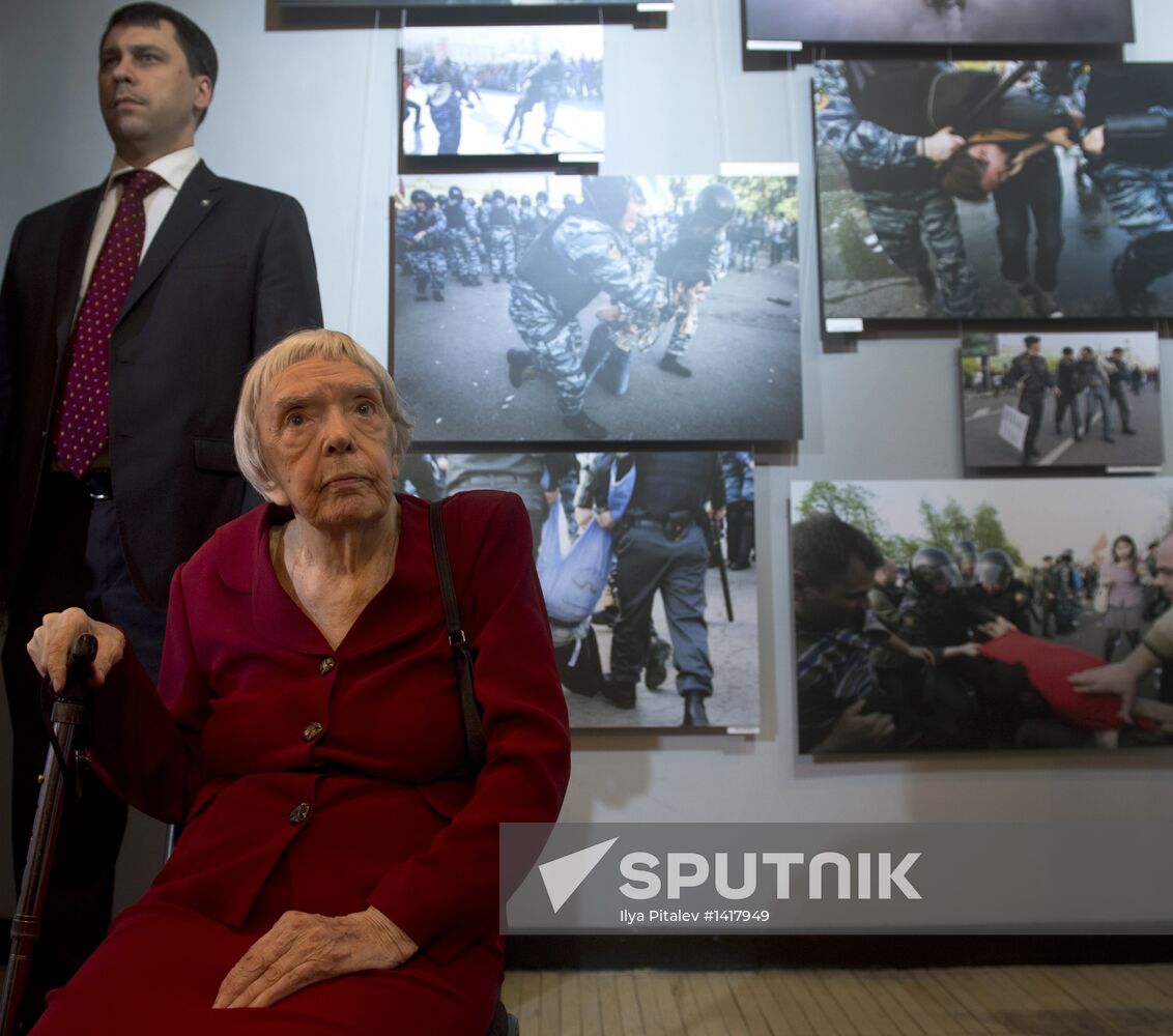 Photo show devoted to events on Bolotnaya Square opens in Moscow