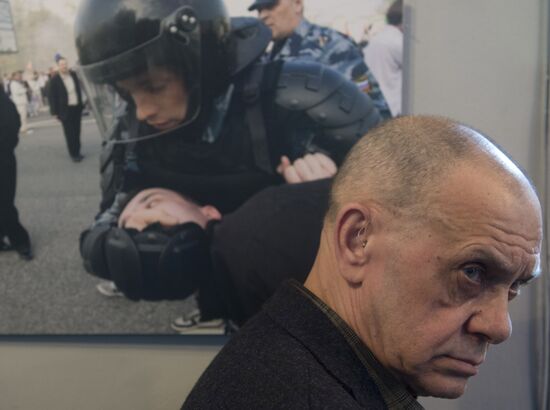 Photo show devoted to events on Bolotnaya Square opens in Moscow
