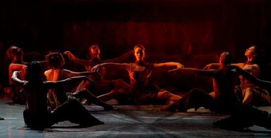 Ballets "The Wedding" and "Gereven" performed at Golden Mask