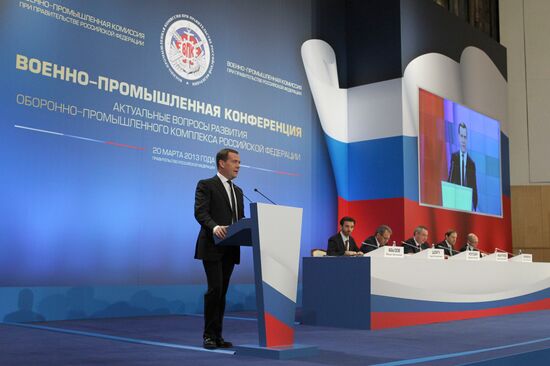Dmitry Medvedev at conference on military-industrial sector