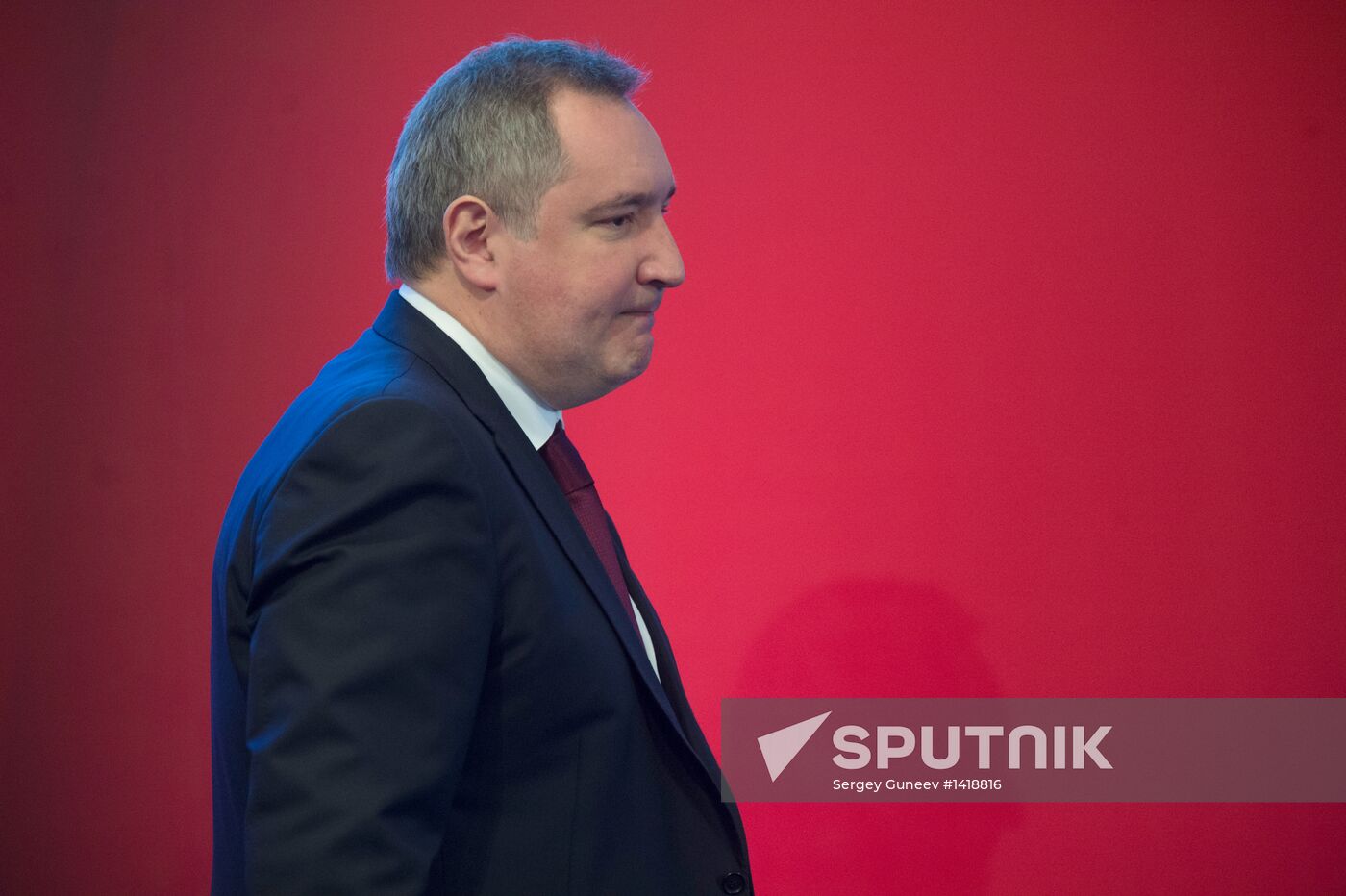 Dmitry Medvedev at conference on military-industrial sector