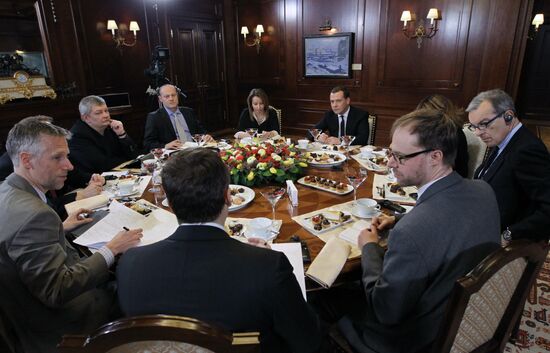 Dmitry Medvedev gives interview to leading European media