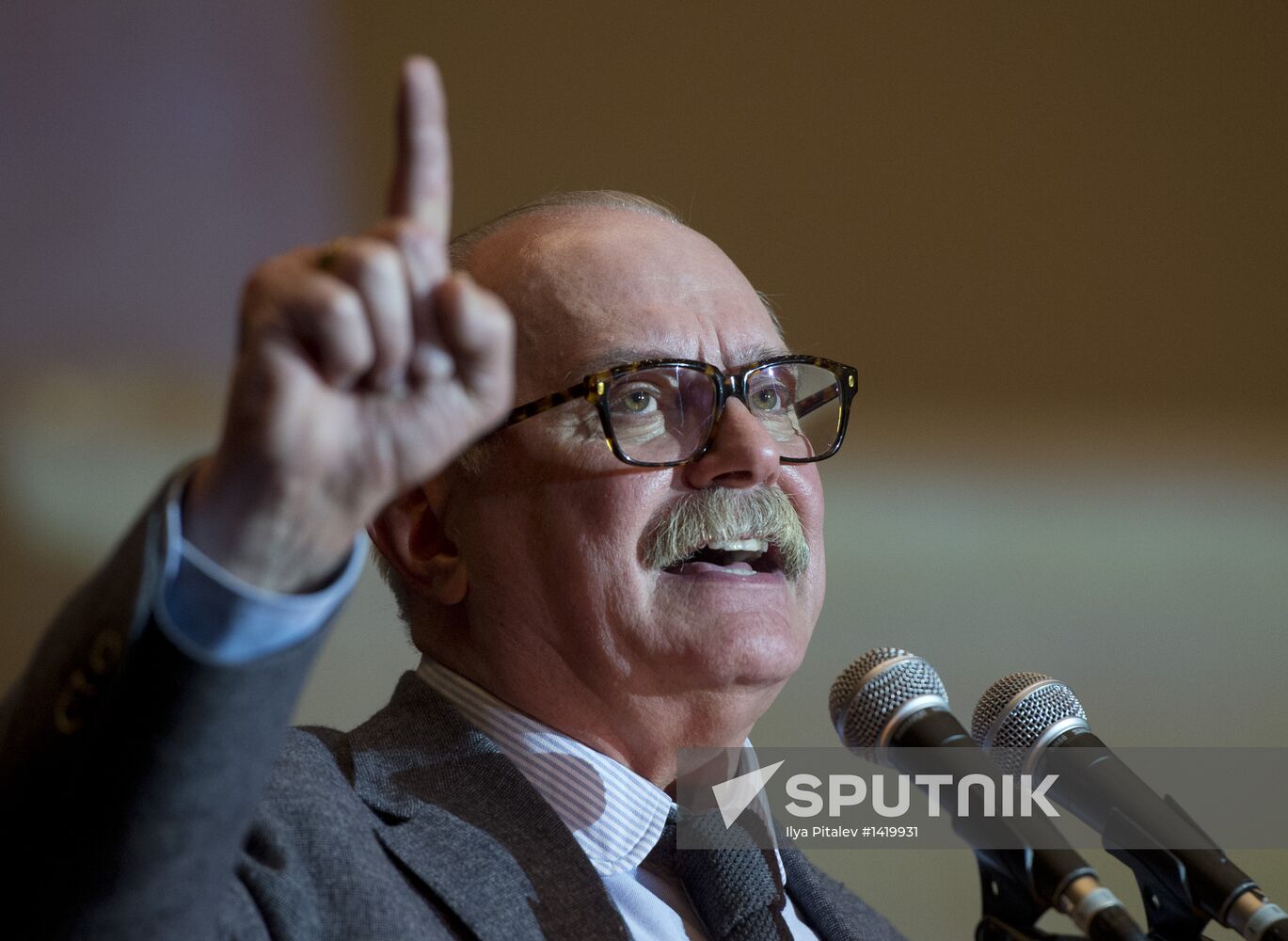 Russian Union of Filmmakers holds its 9th convention