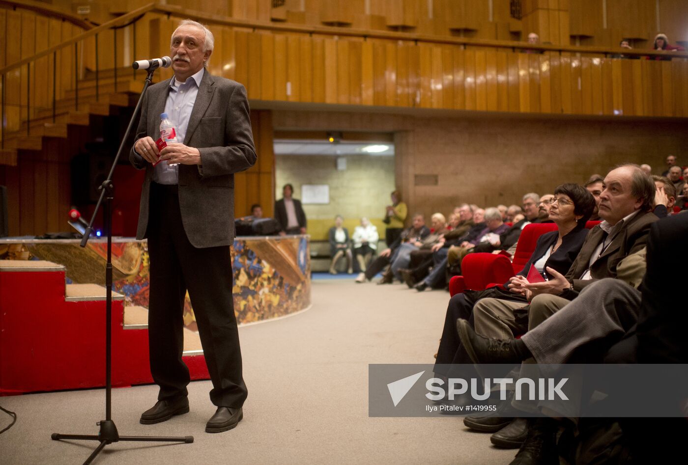 Russian Union of Filmmakers holds its 9th convention