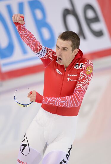ISU World Single Distances Championships. Men's 1500 m race