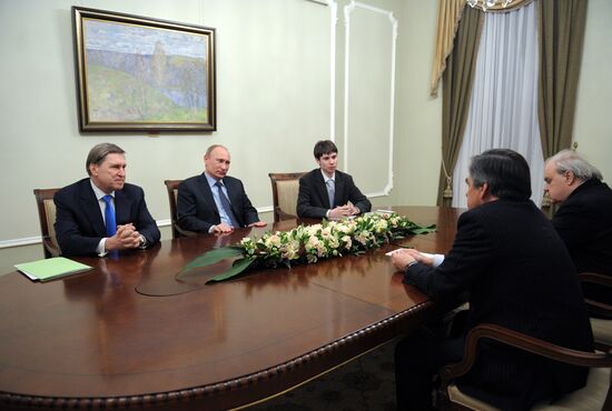 Vladimir Putin meets with Francois Charles Armand Fillon
