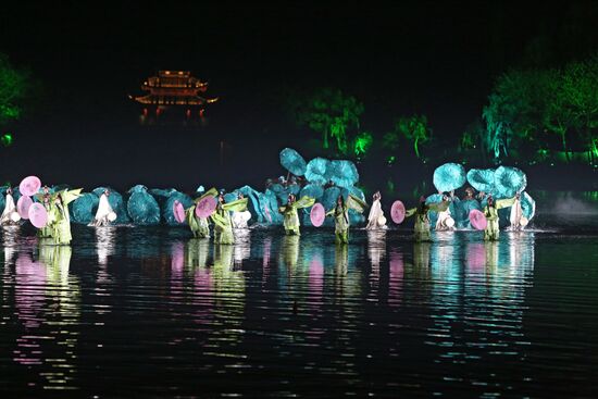 World Countries: China