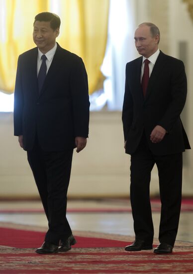 Vladimir Putin meets with Xi Jinping