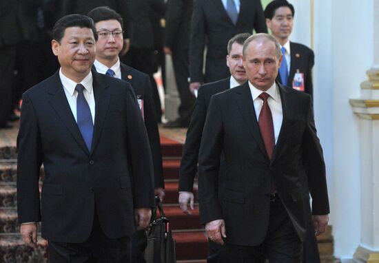 Vladimir Putin meets with Xi Jinping