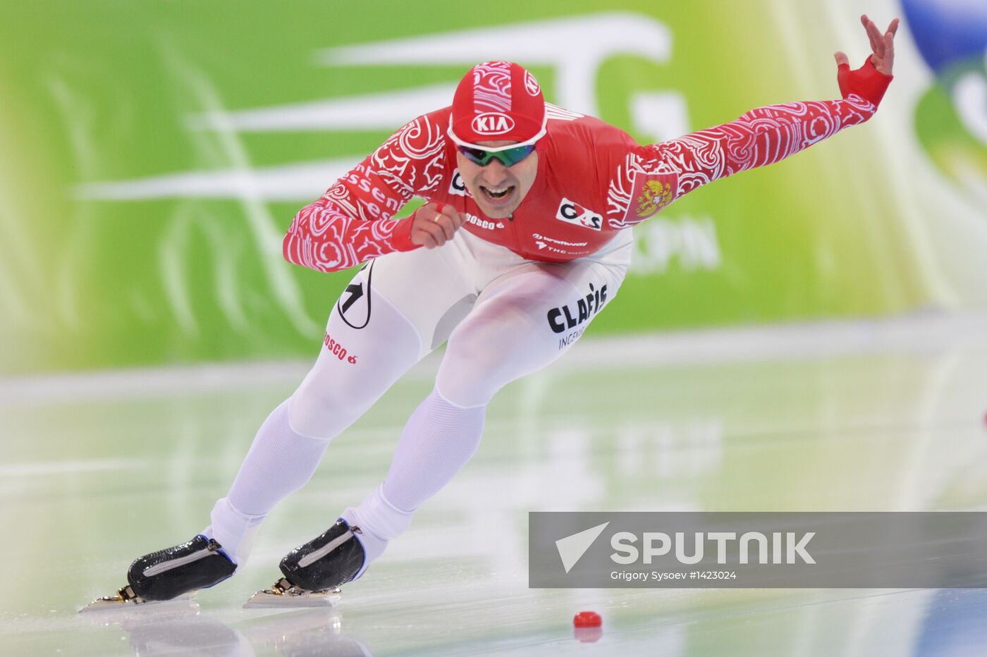 Speed skating World Championships. Men's 500 meters
