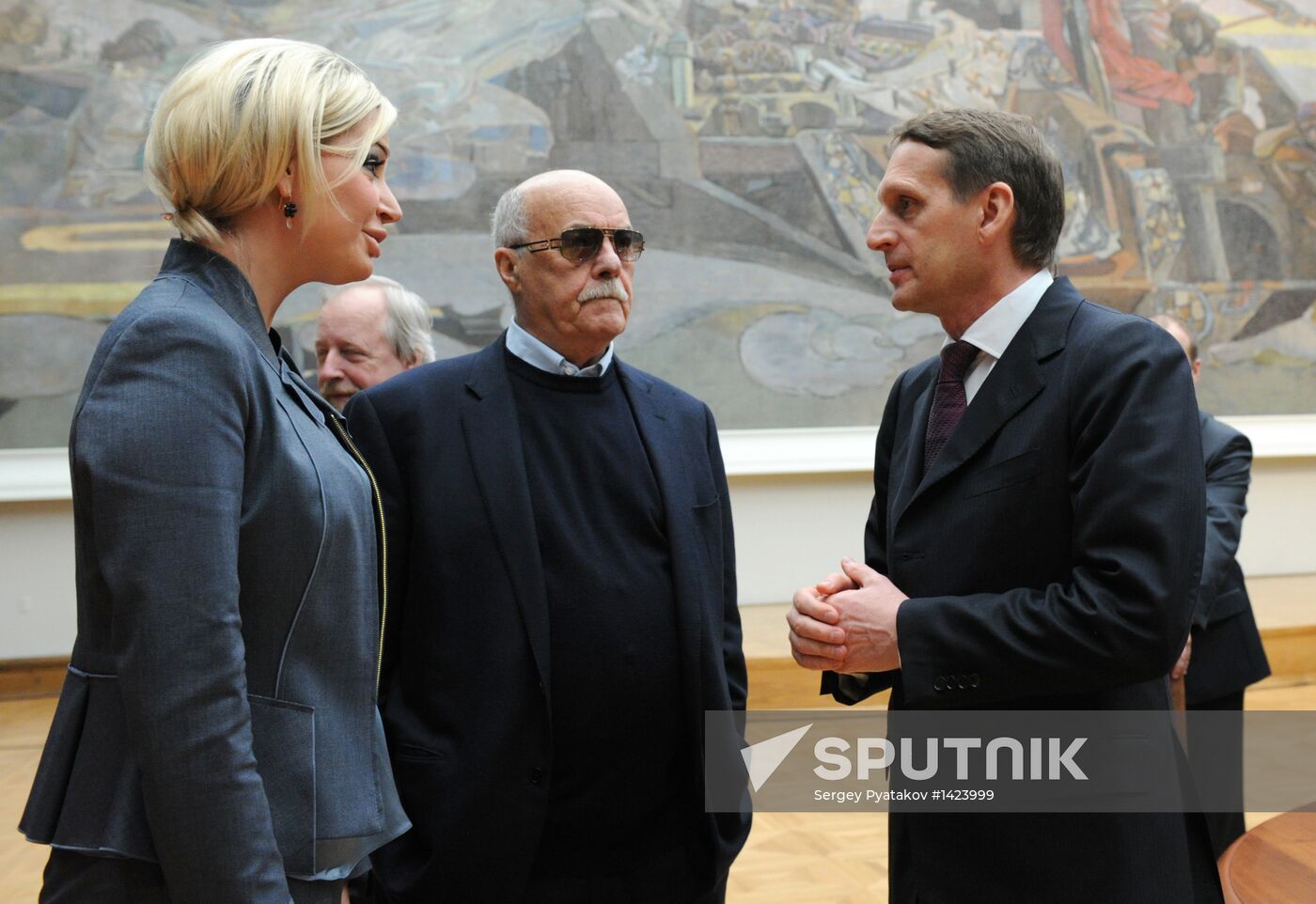 Sergei Naryshkin meets with cultural arts professionals