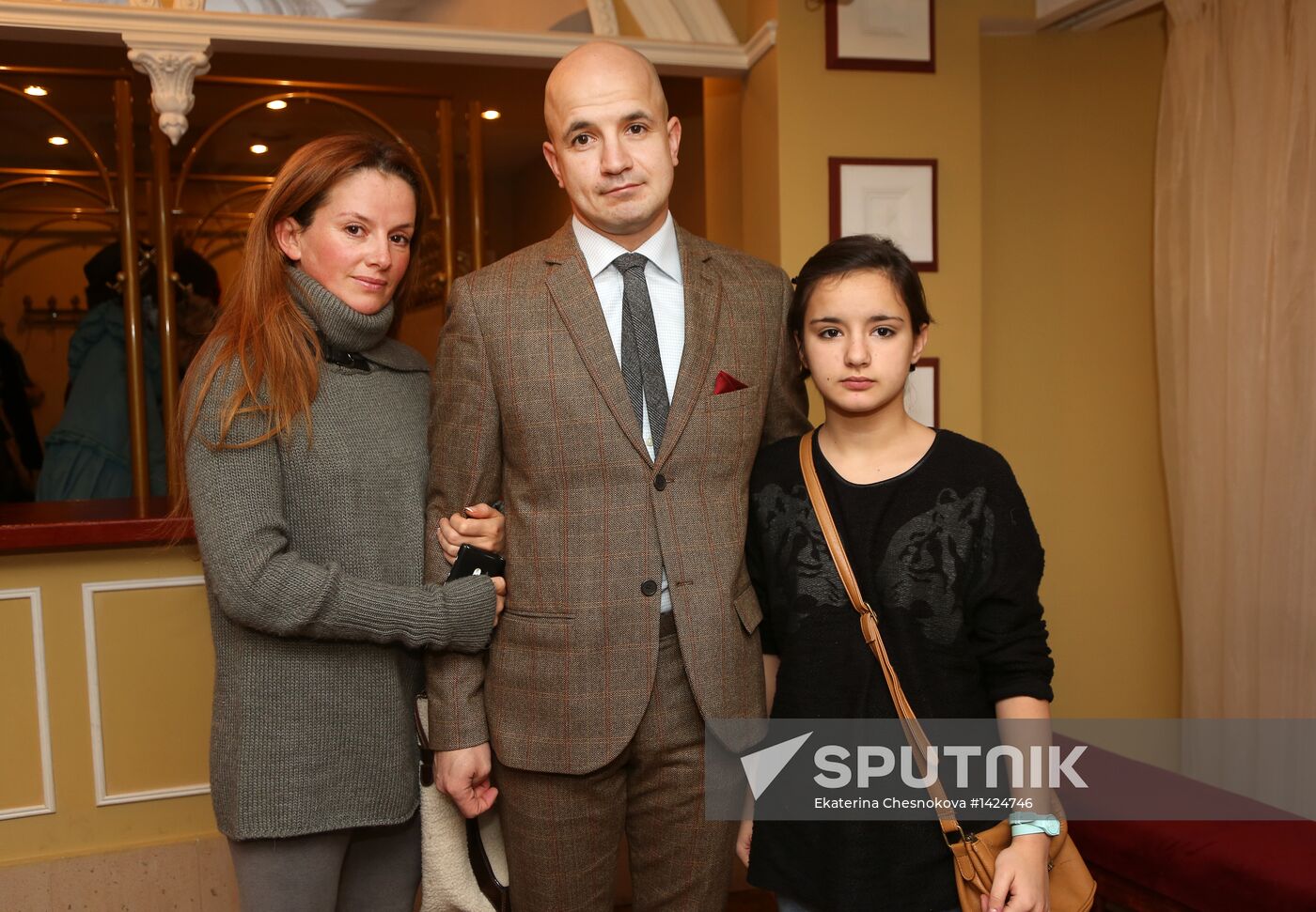 Moscow's "Et Cetera" Theater celebrates 20th anniversary