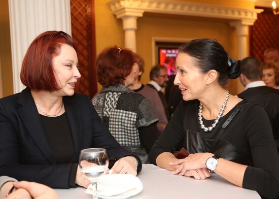 Moscow's "Et Cetera" Theater celebrates 20th anniversary